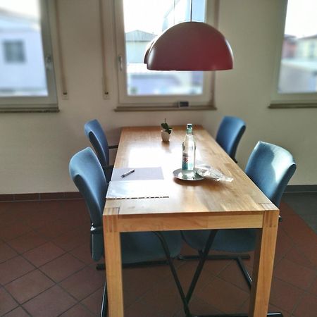 Business Apartment Herzobase 黑措根奥拉赫 外观 照片