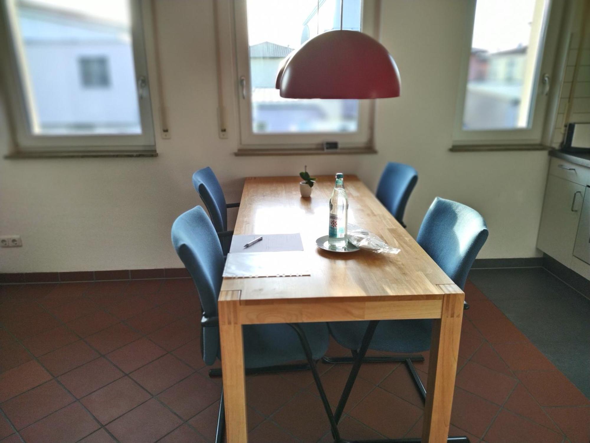 Business Apartment Herzobase 黑措根奥拉赫 外观 照片