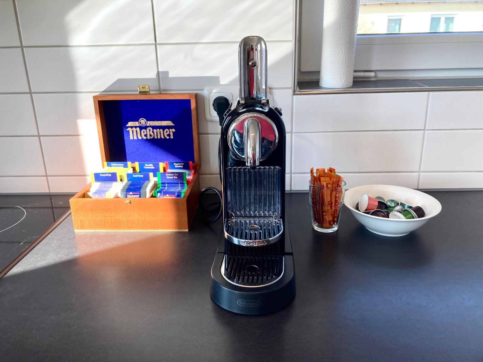 Business Apartment Herzobase 黑措根奥拉赫 外观 照片